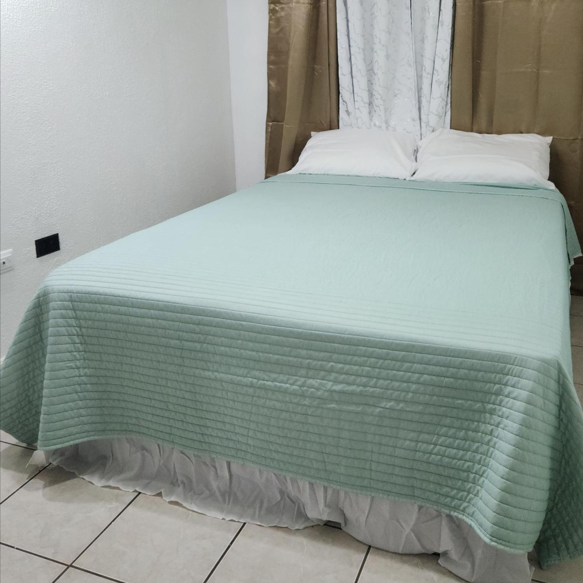 Jami Place New Kingston Exterior foto